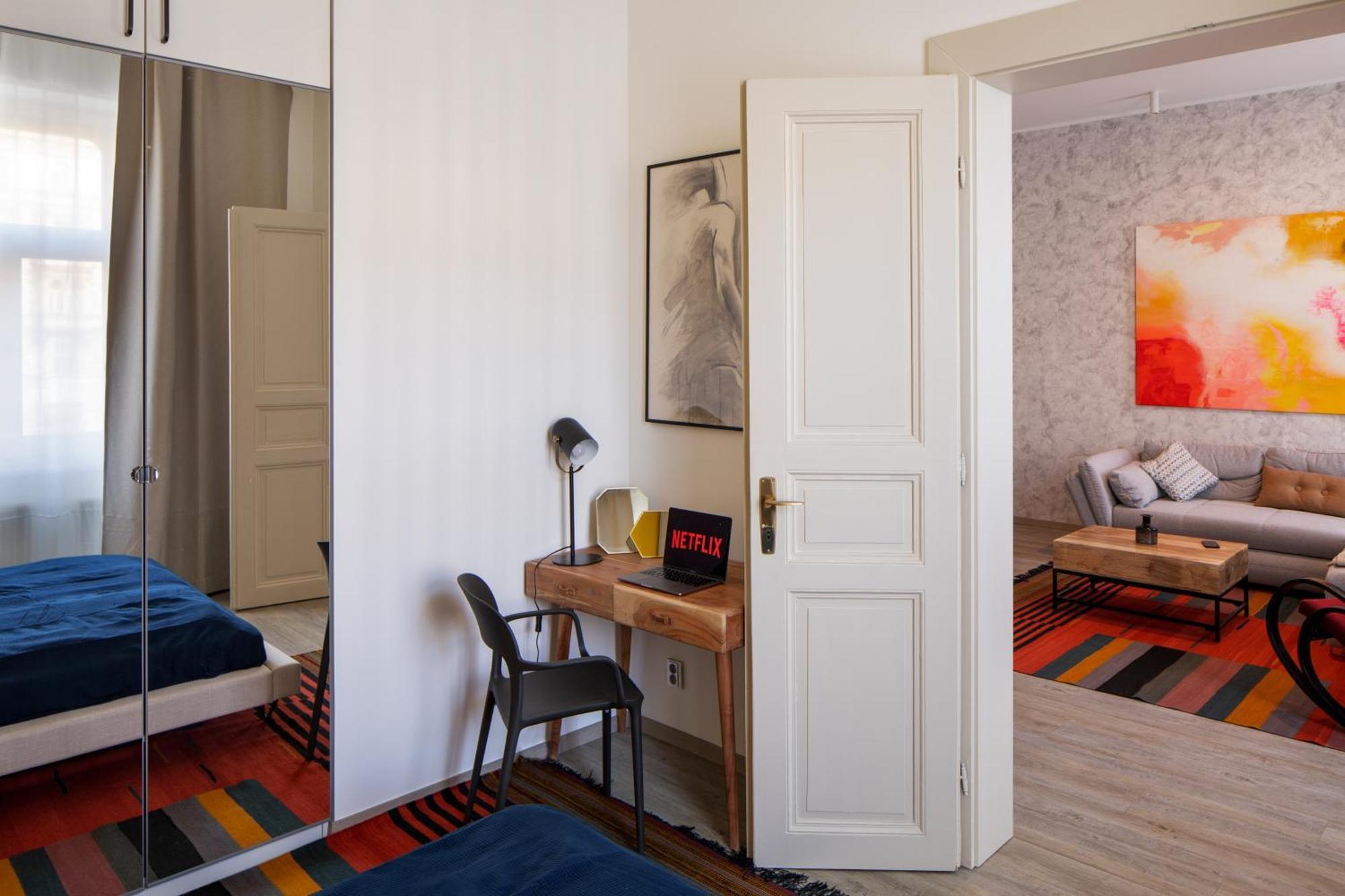 Designer Apartments In New Town By Prague Days - "Included Everything We Needed And More" Chambre photo